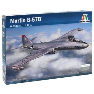 Italeri 1387  - Martin B-57B