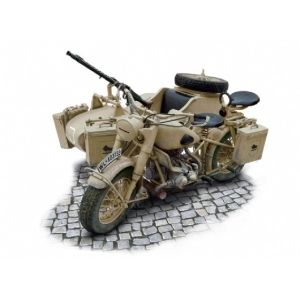 Italeri 7403 - BMW R75 German Military Motorcycle with side car