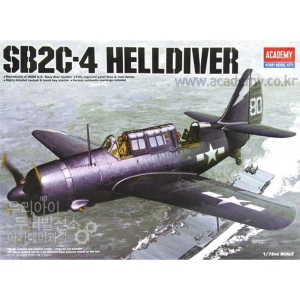 Academy 12406 - SB2C-4 HELLDIVER