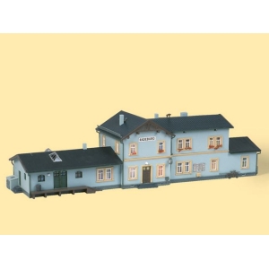 Auhagen 11329 - Dworzec Radeburg