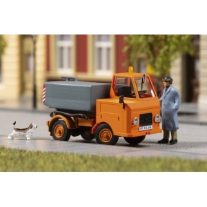 Auhagen 41657 - Multicar M22 ze zbiornikiem wody