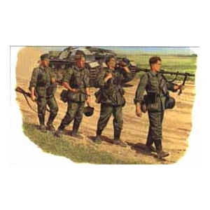Dragon 6105 -  WEHRMACHT INFANTRY (BARBAROSSA 1941)