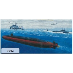 Dragon 7002 - USS Ohio (SSBN 726) Soviet Alfa class SSN, Tu95 Bear D, Ka-25B Hormone U.S.S. Ohio vs Soviet Alfa Class