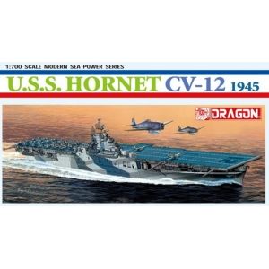 Dragon 7085 - USS Hornet CV-12 1945