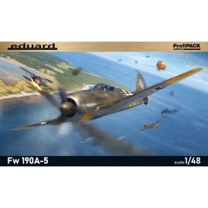 Eduard 82149 - Fw 190A-5  Profipack edition (4 cannon in the wings)