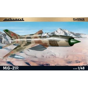 Eduard 8238 - MiG-21R ProfiPack Edition