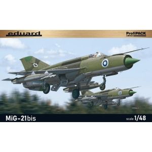 Eduard 8232 - MiG-21BIS ProfiPACK edition
