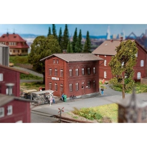 Faller 120235 - Kolejowy budynek administracyjny