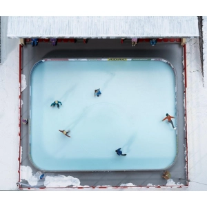 Faller 134005 - Lodowisko z jeżdżącymi łyżwiarzami