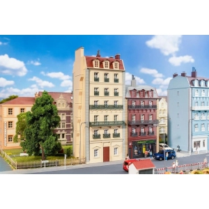 Faller 130712 - Kamienica 6-piętrowa