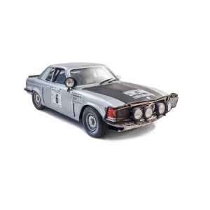 Italeri 3632 - Mercedes 450 SLC Rally del Bandama 1979