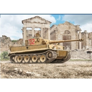 Italeri 6767 - Pz. Kpfw. VI Tiger I Ausf. E (tp) Early Production