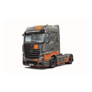 Italeri 3968 - Mercedes Benz Actros MP4 Big Space Grand Prix Edition