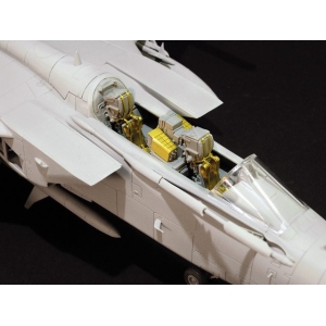 Italeri 2517 - Tornado IDS/ECR