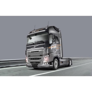 Italeri 3940 - VOLVO FH4 GLOBETROTTER XL