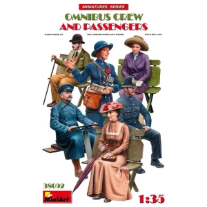 MiniArt 38092 - Omnibus Crew and Passengers