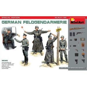 MiniArt 35315 - German Feldgendarmerie Special Editition