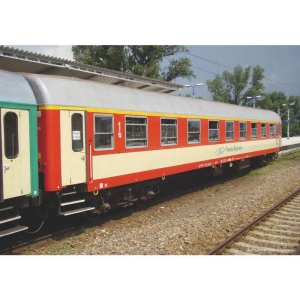 Piko 97613 - Wagon pasażerski 1 kl. ep. VI PKP
