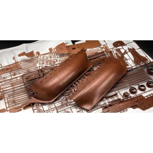 Revell 05429 - English Man O'War