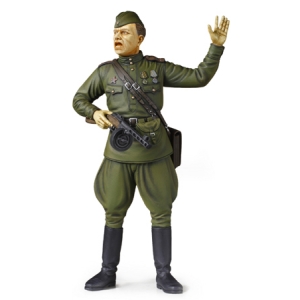Tamiya 36314 - WWII Russian Field Commander