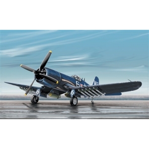 Italeri 0062 - CORSAIR F-4U/4B