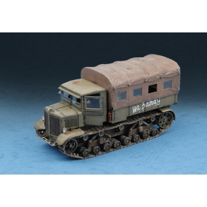 Trumpeter 07110 - Soviet Voroshilovets Tractor