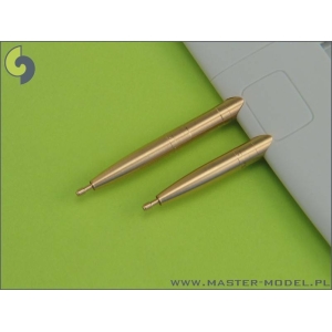 Master AM-32-021 - Spitfire skrzydło zmodyfikowane (Mk.21/24) - lufy działek Hispano 20mm w osłonach