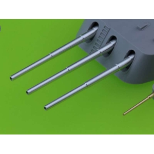 Master SM-350-071 - Uzbrojenie rosyjskiego pancernika Sevastopol - 305mm (12 szt.), 120mm (16 szt.)