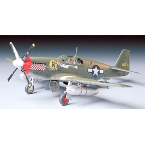 Tamiya 61042 - P-51B Mustang
