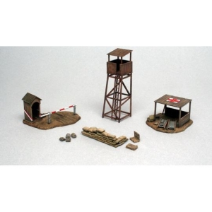Italeri 6130 - BATTLEFIELD BUILDINGS