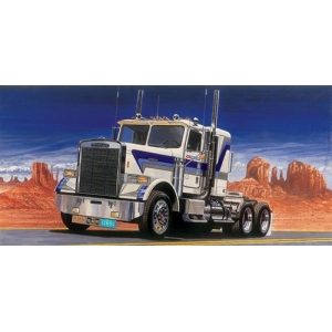 Italeri 3859 - Freightliner FLC