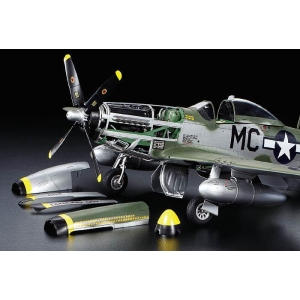Tamiya 60322 - North American P-51D Mustang