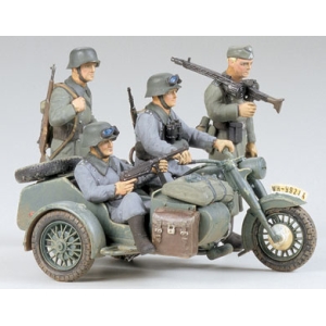 Tamiya 35016 - BMW R75 With Side Car