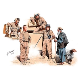 Master Box LTD 35131 - Modern US tankmen in Afghanistan