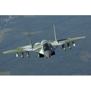 Zvezda 7309 - MIG-29 SMT Russian Fighter