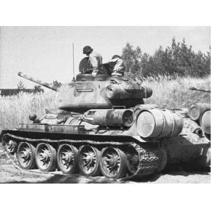 Italeri 7515 - T-34/85 RUSSIAN TANK (FAST ASSEMBLY KIT)