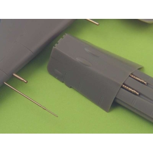 Master AM-48-017 - Fw 190 A2 - A5 zestaw uzbrojenia (końcówki MG 17, lufy MG FF, lufy MG 151 wraz z osłonami) oraz rurka Pitota