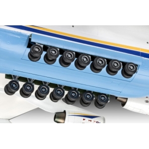 Revell 04958 - Antonov AN-225 Mrija