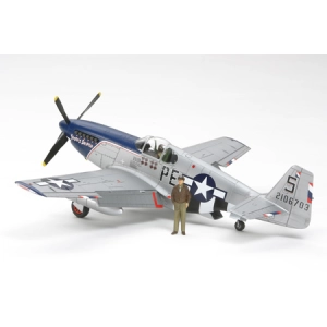 Tamiya 92216 - NA P-51B Mustang Blue Nose