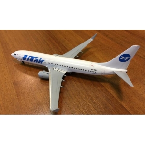 Zvezda 7019 - Boeing 737-800 NG