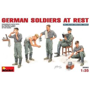 MiniArt 35062 - German Soldiers at Rest