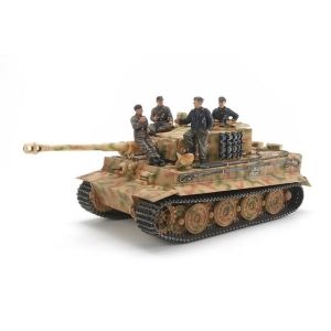Tamiya 25401 - Tiger I Late Version w/Ace Commander and Crew Set