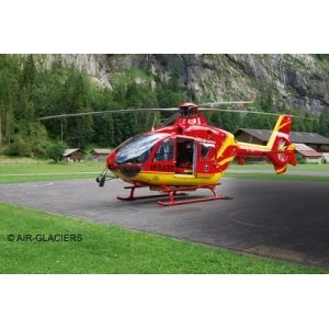 Revell 04986 - Airbus Helicopters EC135 AIR-GLACIERS