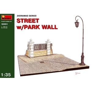 MiniArt 36003 - STREET w/PARK WALL