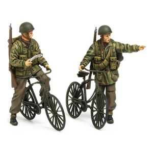 Tamiya 35333 - British Paratroopers & Bicycles Set
