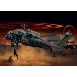 Italeri 1328 - UH-60 Black Hawk "Night Raid"