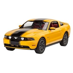 Revell 07046 - 2010 Ford Mustang GT