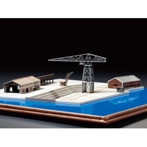 Tamiya 31540 - Naval Port Dry Dock Set (Paper Craft Diorama)